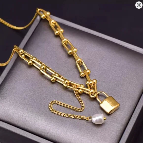 316L Stainless Steel New Fashion Fine Jewelry Lovers Lock U-Shaped Pearl Tassels - Picture 2 of 6